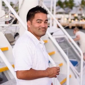 Meet your Posher, Christian